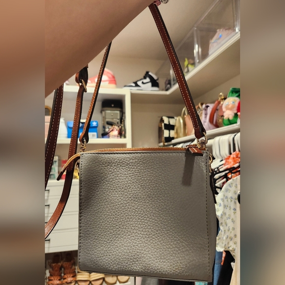 Dooney & Bourke Gray and Brown Crossbody Bag with Pebbled Texture - Picture 4 of 8